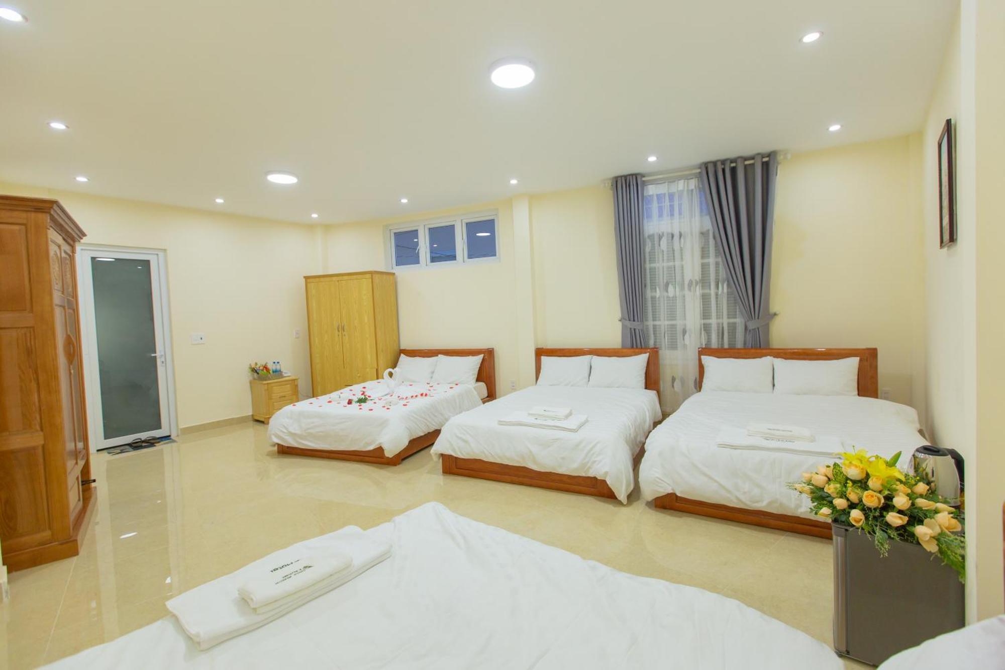 Green Meadow Dalat Hotel - Stay24H Cityview Room photo